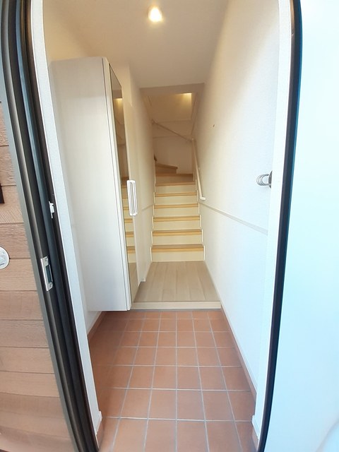 5/20 玄関