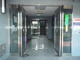 2/10 エントランス