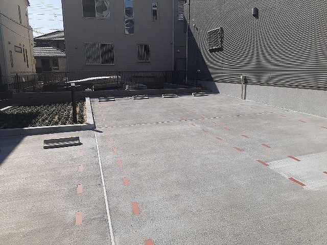 14/21 駐車場