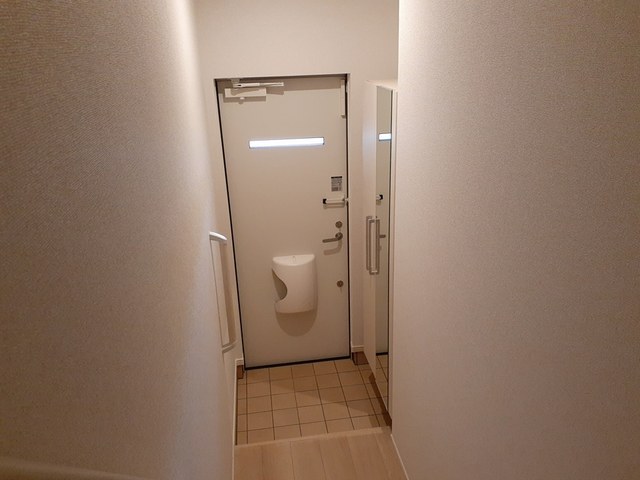 7/22 玄関