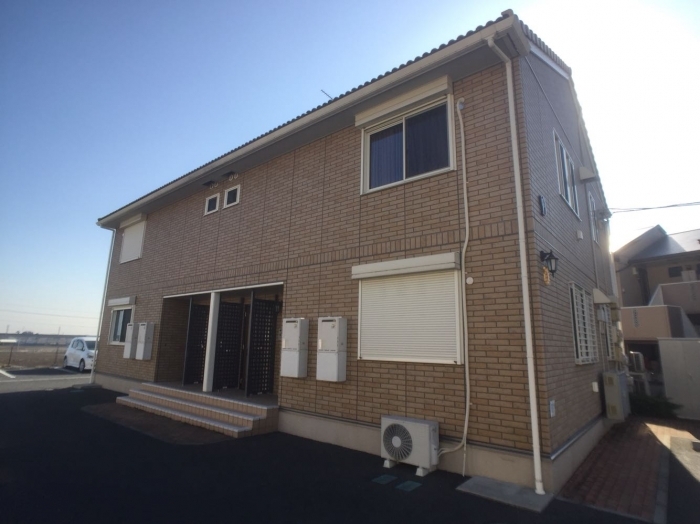 18/27 エントランス