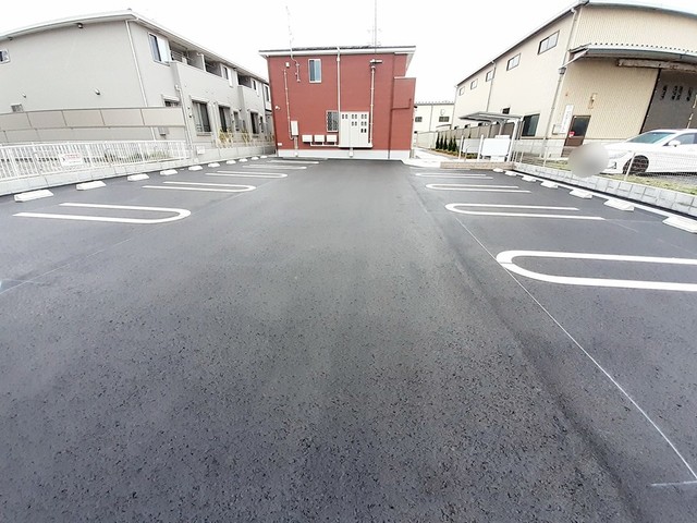 14/20 駐車場