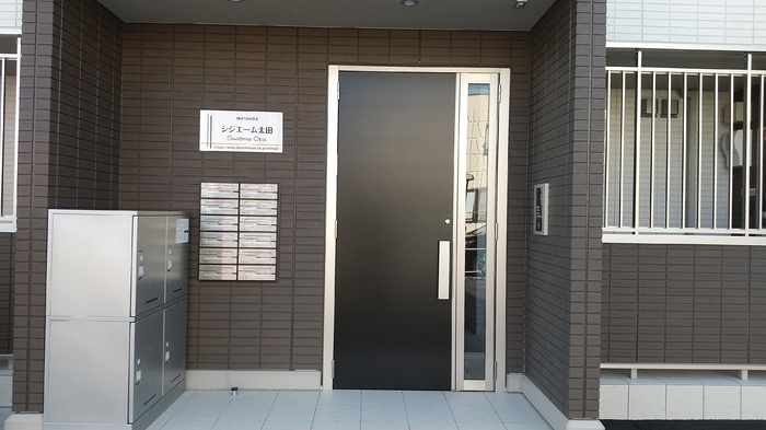 14/15 エントランス