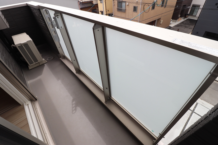 16/23 バルコニー