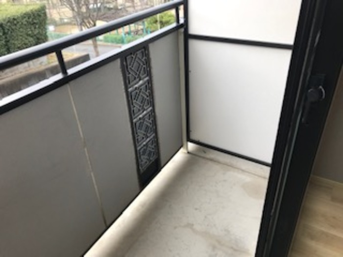 15/28 バルコニー