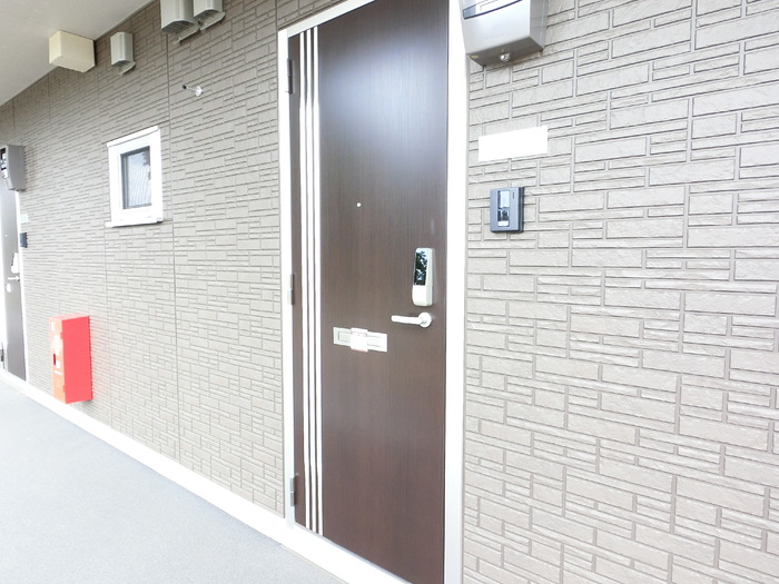 18/21 エントランス