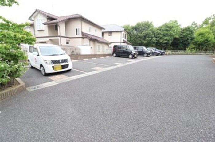 15/16 駐車場