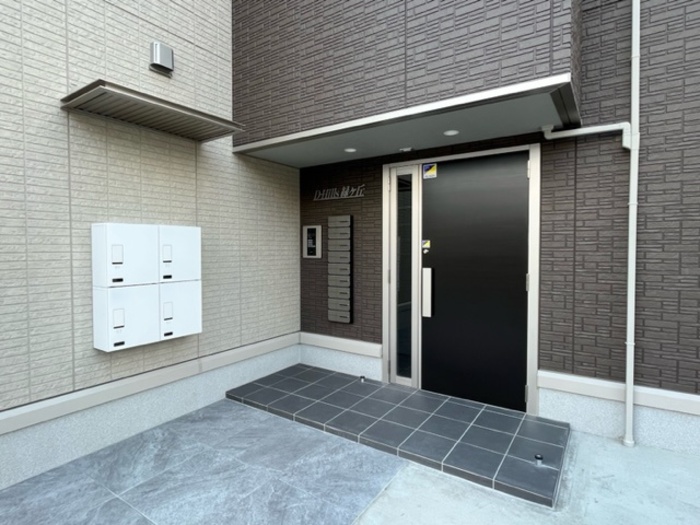 17/28 エントランス