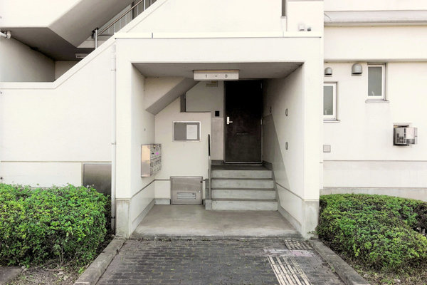 2/8 エントランス