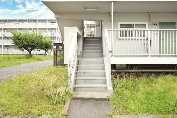 15/17 エントランス