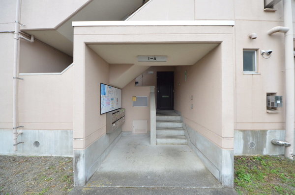 2/3 エントランス