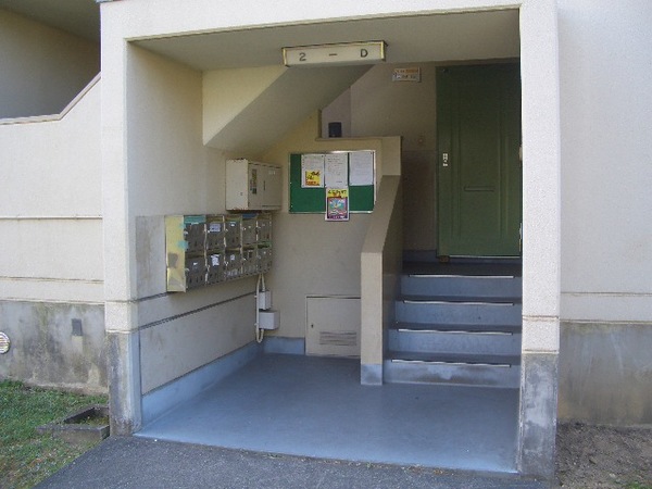 15/26 エントランス