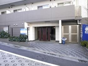 13/20 エントランス