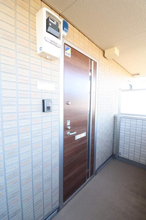 18/25 エントランス