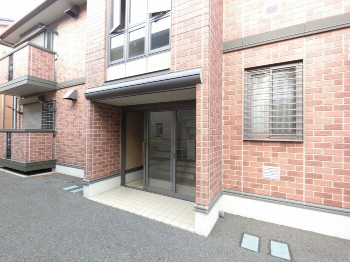 19/28 エントランス