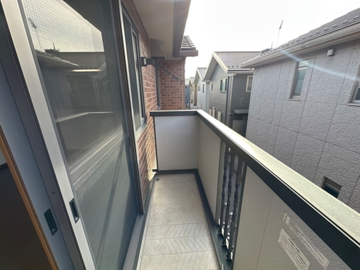14/28 バルコニー