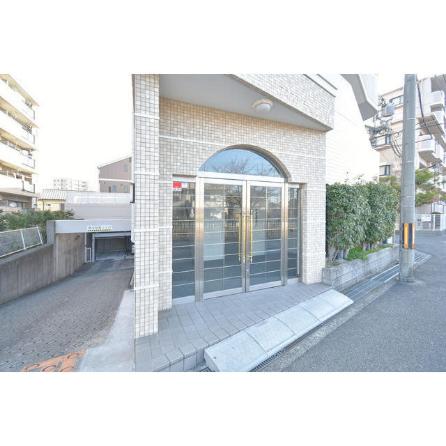 2/6 エントランス