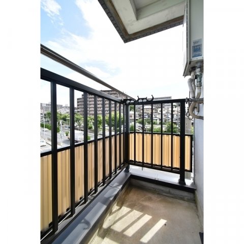 13/27 バルコニー