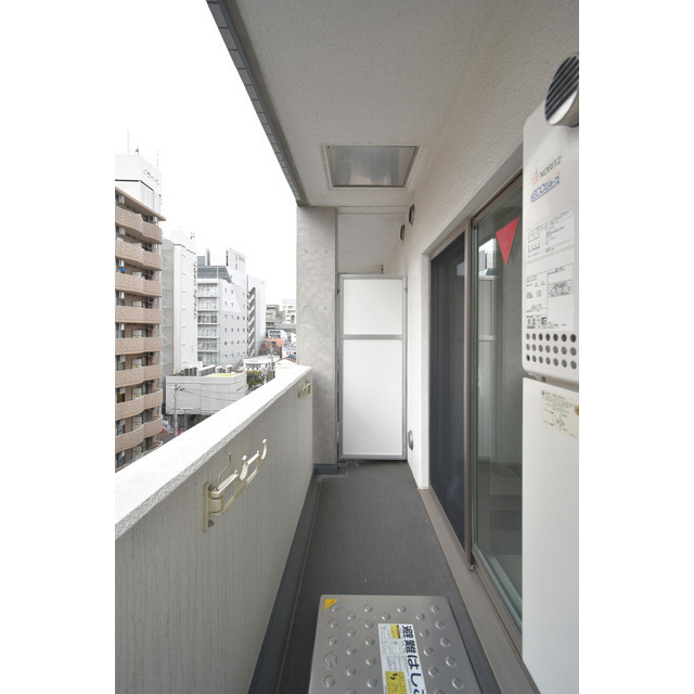 13/30 バルコニー