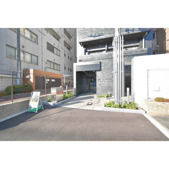 21/21 エントランス