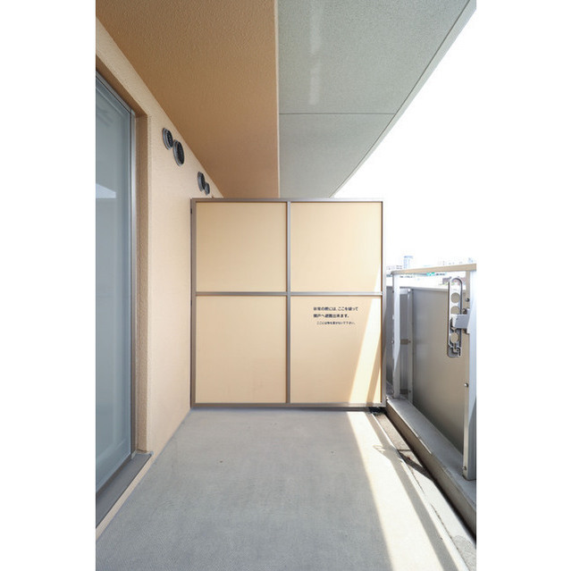 13/30 バルコニー