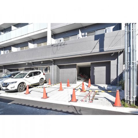 26/30 駐車場