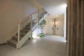 4/5 エントランス