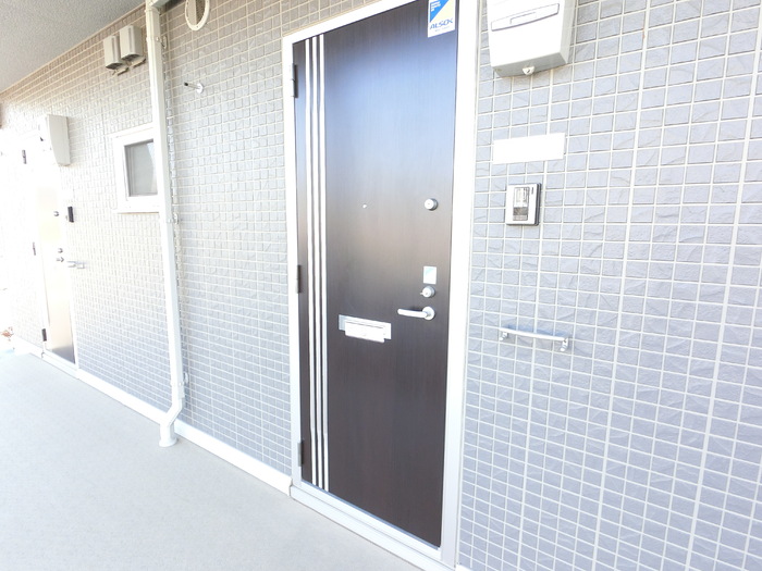 19/27 エントランス