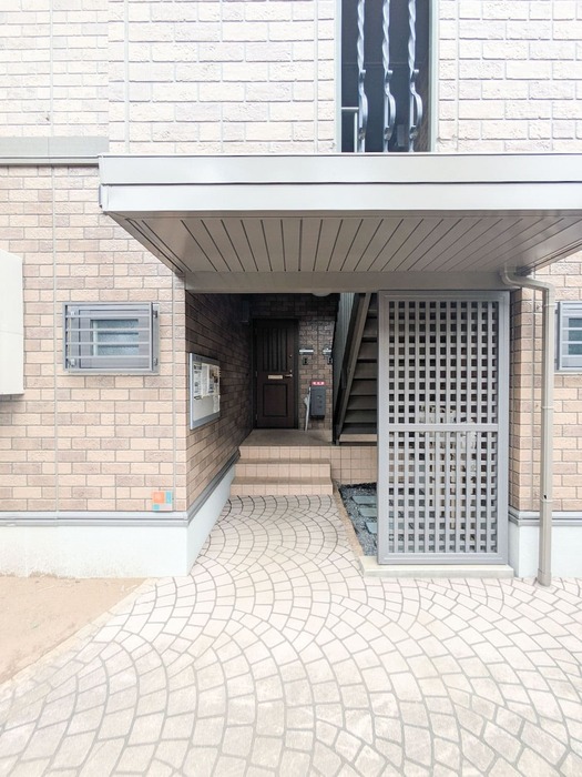 2/3 エントランス