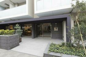 2/3 エントランス