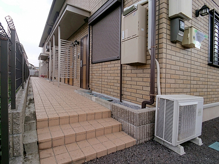 19/20 エントランス