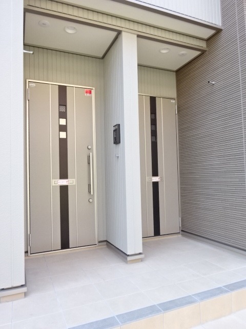 13/20 エントランス