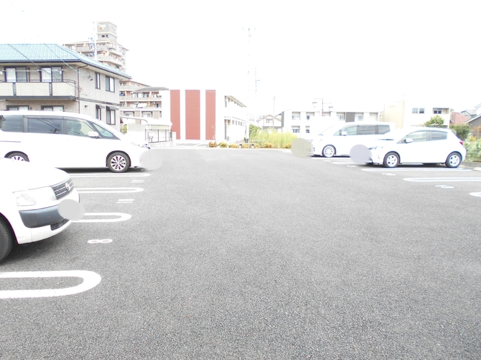 17/26 駐車場