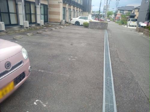 2/12 駐車場