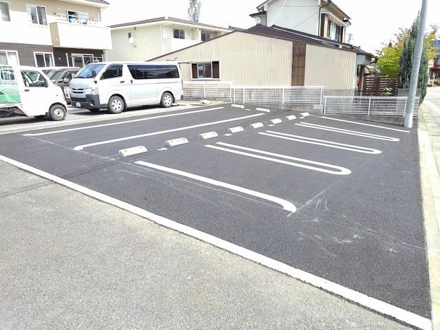 14/20 駐車場