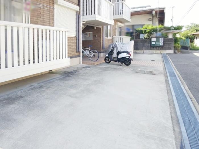 18/20 駐車場