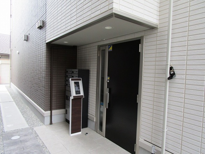 20/29 エントランス