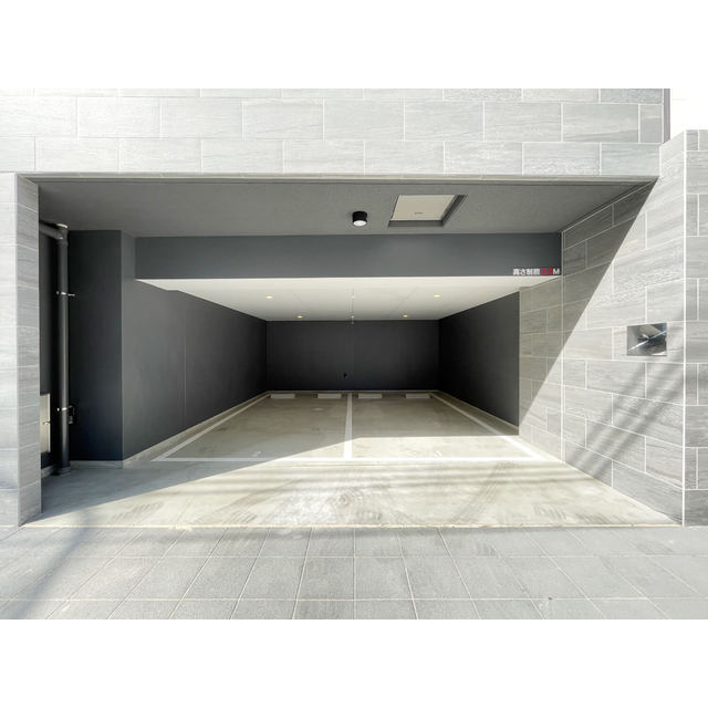 16/20 駐車場