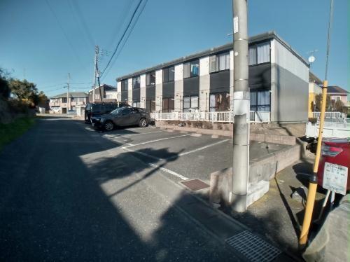 14/14 駐車場