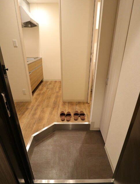 8/22 玄関