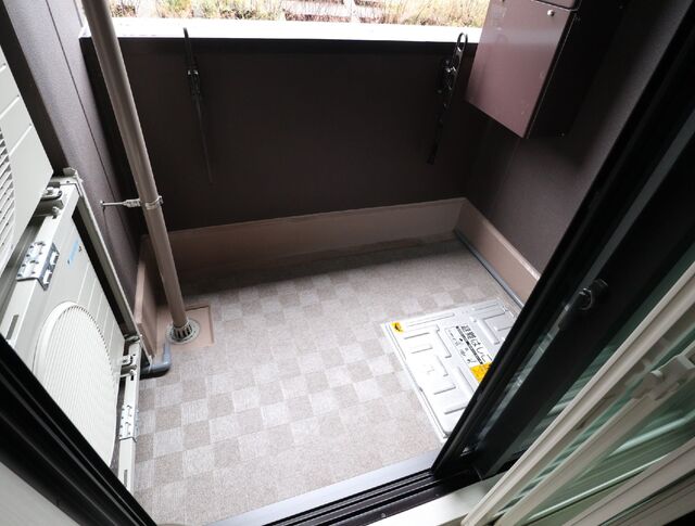 17/22 バルコニー