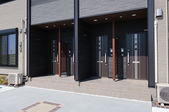 14/20 エントランス