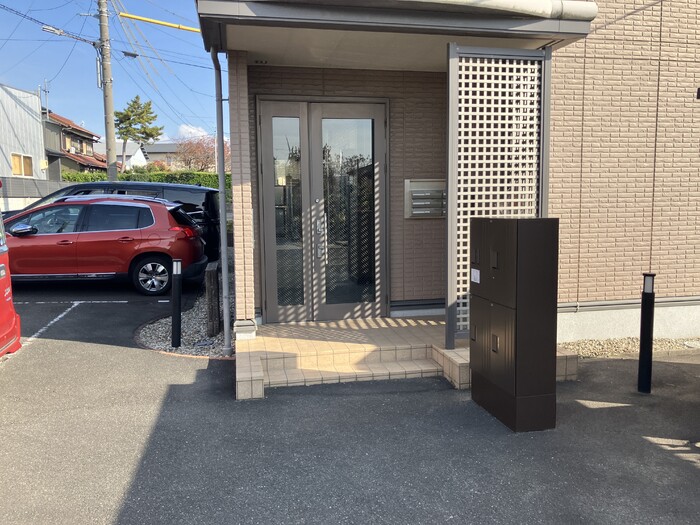 15/15 エントランス