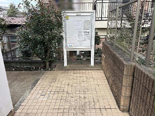 14/14 エントランス