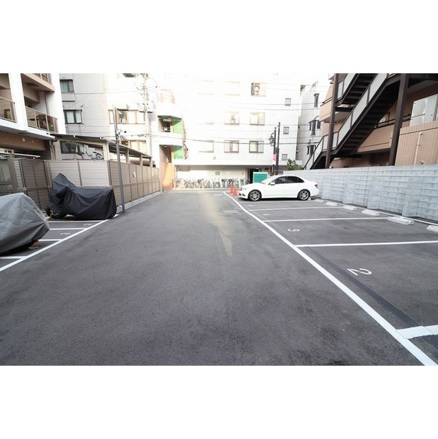 6/16 駐車場