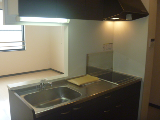 6/10 キッチン