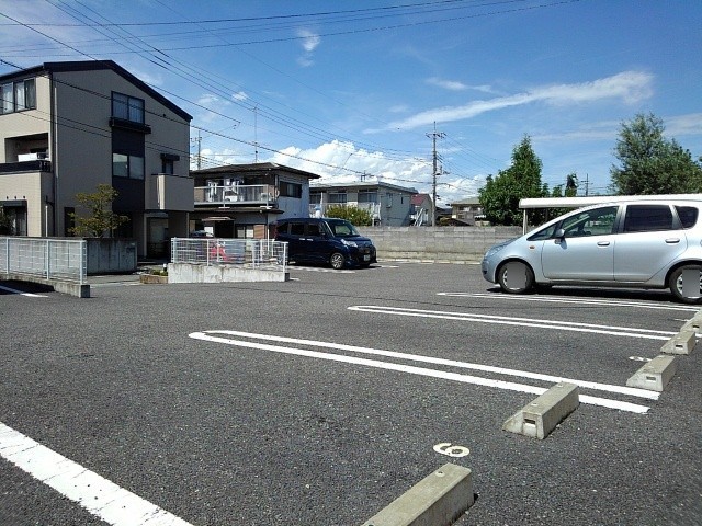 2/8 駐車場