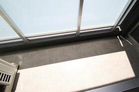 13/18 バルコニー