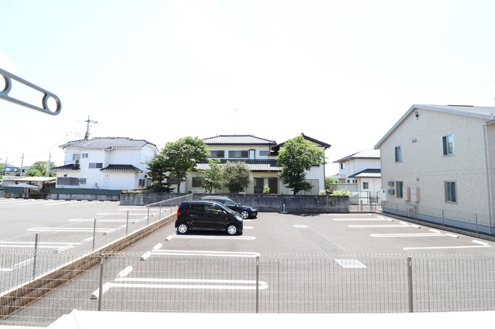 17/27 駐車場