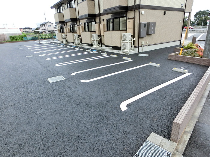 20/27 駐車場